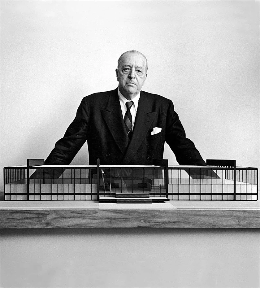 Billede af Mies van der rohe protrat